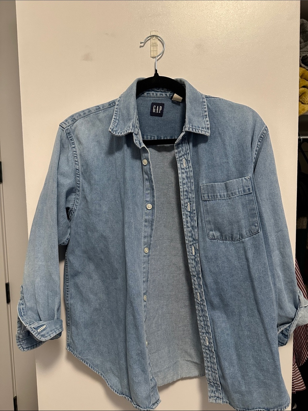 GAP women’s  Light Blue Denim Button-Down Shirt